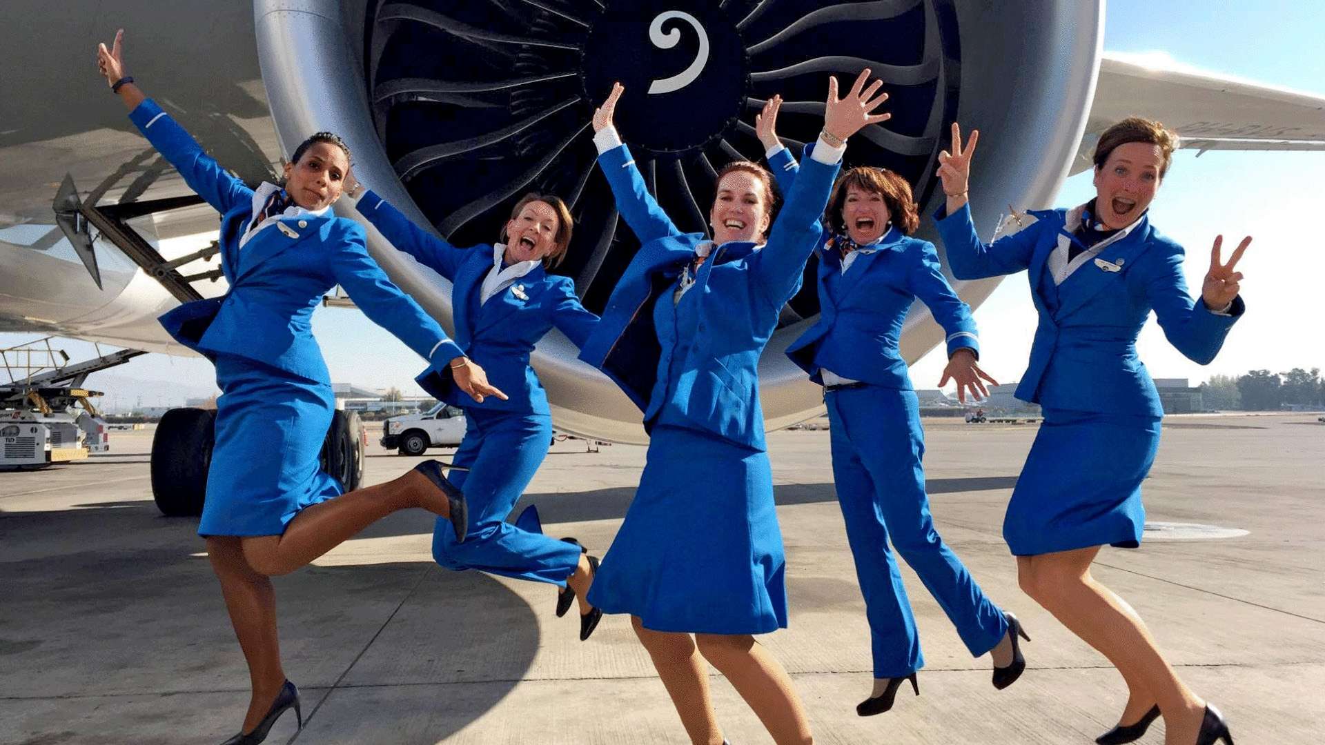 KLM crew uniforms